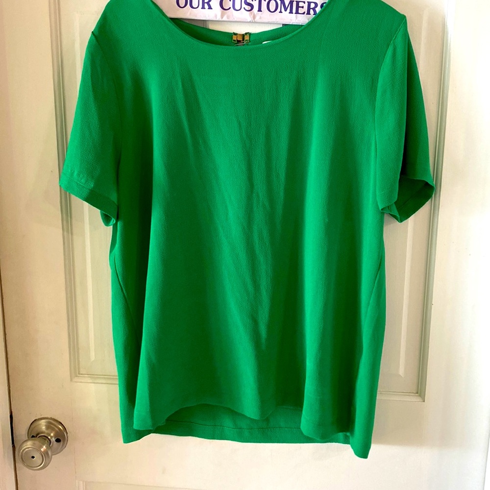 The perfect green top